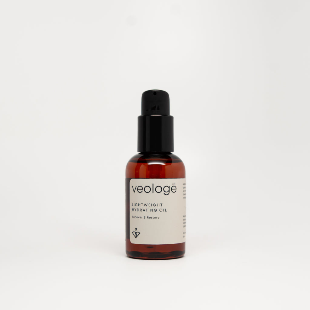 veologē Lightweight Hydrating Oil, five-oil linoleic acid blend with jojoba, grapeseed, and sunflower oils for sensitive, dry, and blemish-prone skin