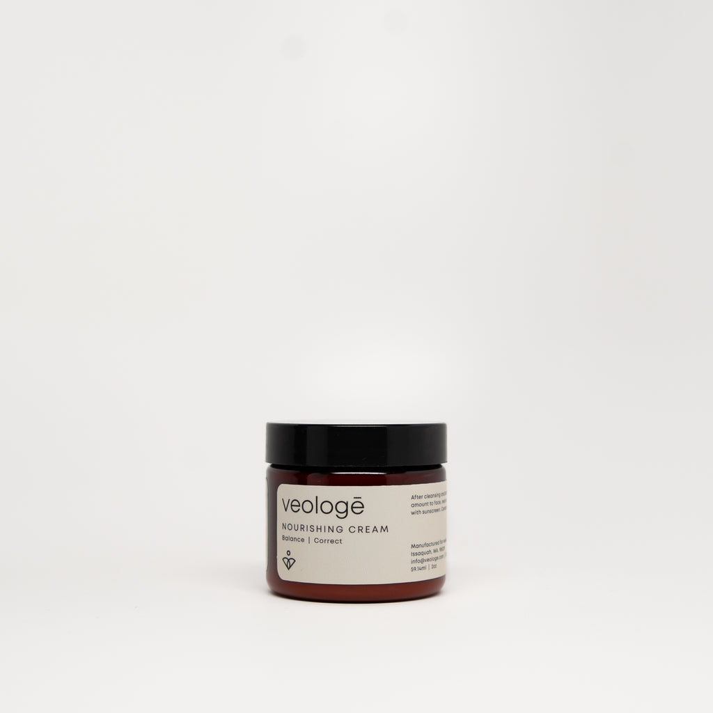 veologē Nourishing Cream, gentle daily moisturizer with 0.5% retinol, vitamin B5, and green tea for sensitive, combination, and blemish-prone skin